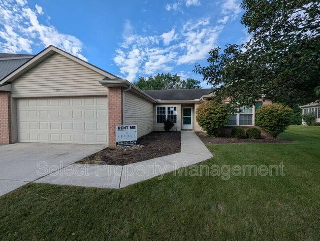 Building Photo - 5309 Myanna Ln