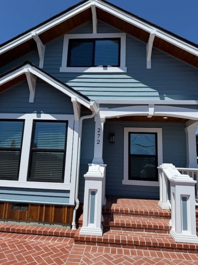 Photo - Great 2 bedroom, 1 bathroom house with office/bonus room and Ocean Views near DLI and downtown Mo...