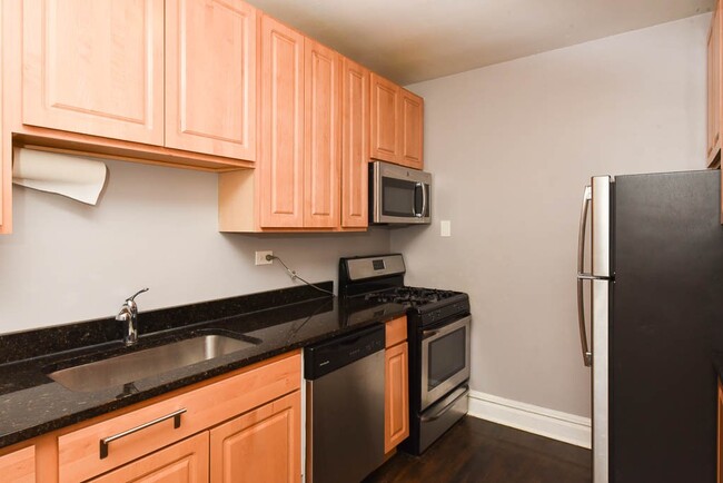 Photo - 3600 W Sunnyside Ave Unit 4