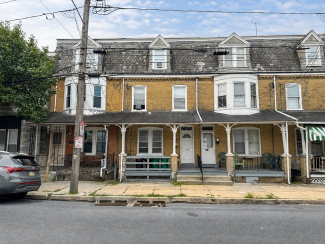Building Photo - 654.5 Columbia Ave Unit Apt. 1