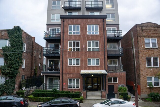 Photo - Spacious and Modern Ground Floor 2 bed 2 b... Unit 101