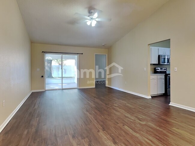 Photo - 4626 Copper Ln