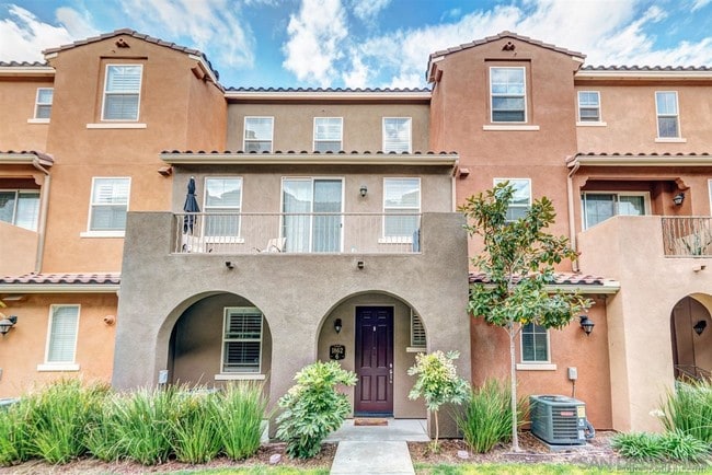 Building Photo - 1862 Hazel Ct