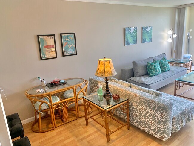 440 Seaside Ave Unit Seaside Suites