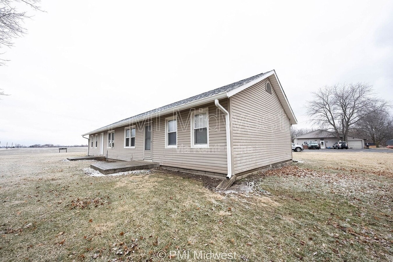 Photo - 4881 300W Unit 8