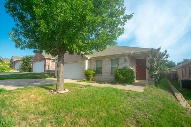 Photo - 3725 Sapphire St