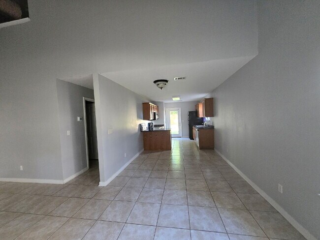 Photo - 707B Woodlawn Ave