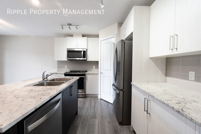 Photo - STUNNING 2 BEDS + DEN, 2.5 BATHS TOWN HOUSE | MODERN SAGE HILL LIVING