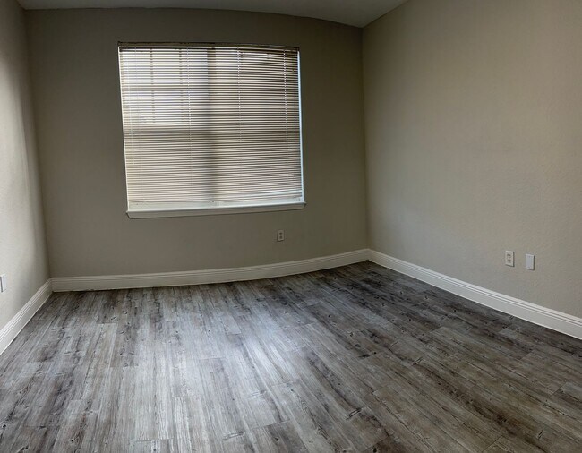 Photo - SPECIAL up to 2 Months FREE + $75 App Cred... Apartamento Unidad 10196-D2 - Bostonian