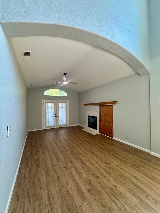 Photo - Spacious 2 Bed, 2.5 Bath Home with Loft, Vaulted Ceilings & Private Yard