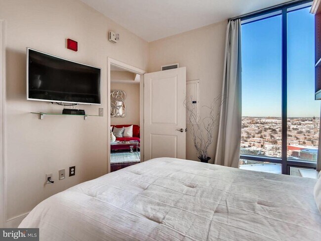 Photo - 675 S President St Unit 2408