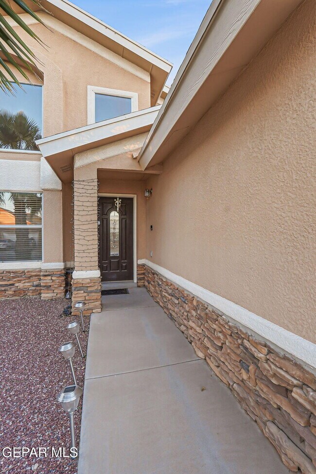 Photo - 2329 Honey Dew St