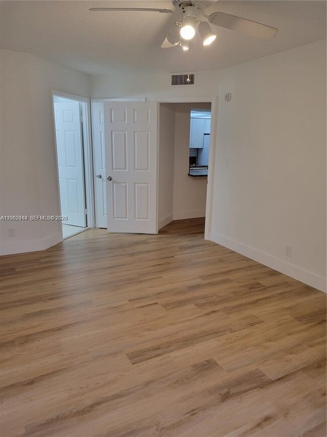 Photo - 8290 Lake Dr Unit 104