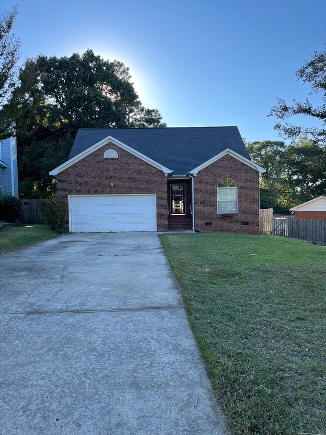 Building Photo - 108 N Trace Ln Rental