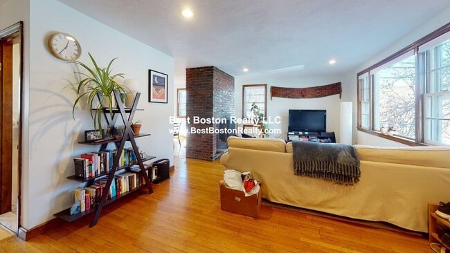 Photo - 24 Saville St