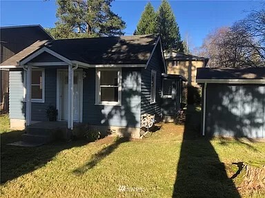 Photo - 3325 Lincoln Way