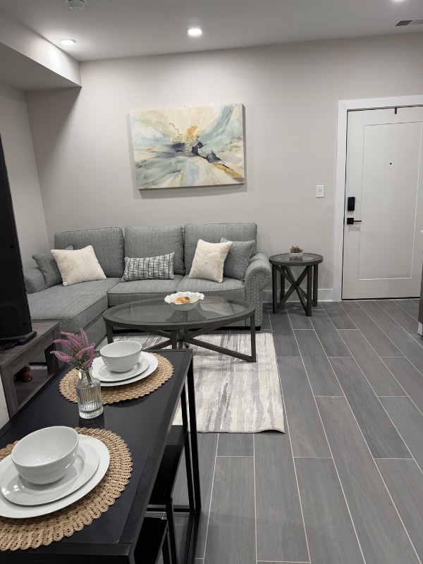 Photo - 824 18th St NE Unidad 001