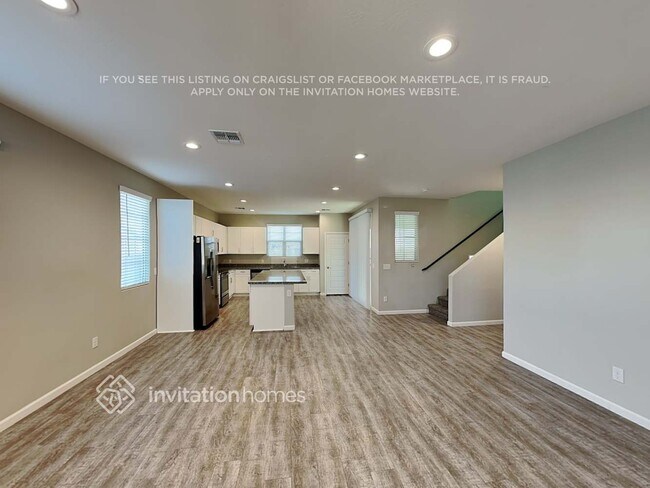 Photo - 18930 W Reade Ave