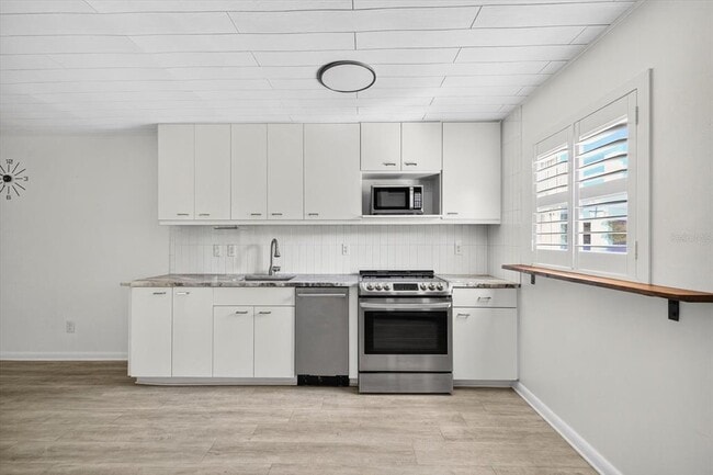 Photo - 2808 W Azeele St Unidad 205