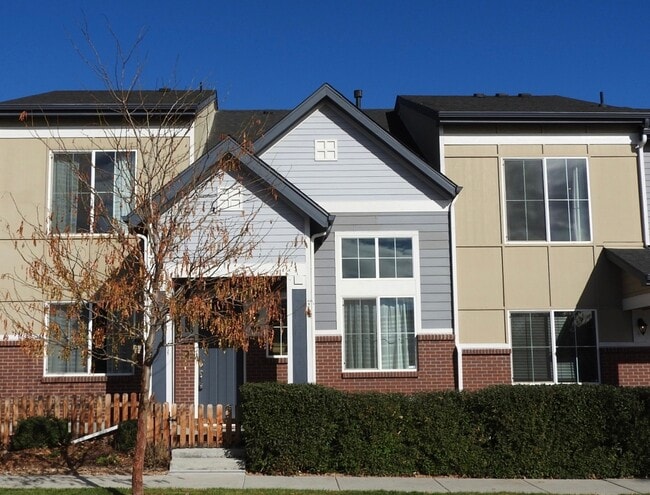 Central Park Town Home for Rent! - Central Park Town Home for Rent!