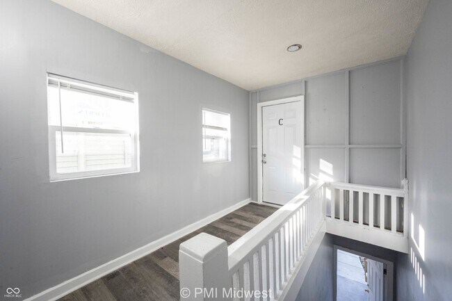 Photo - 2461 Shelby St Unidad C