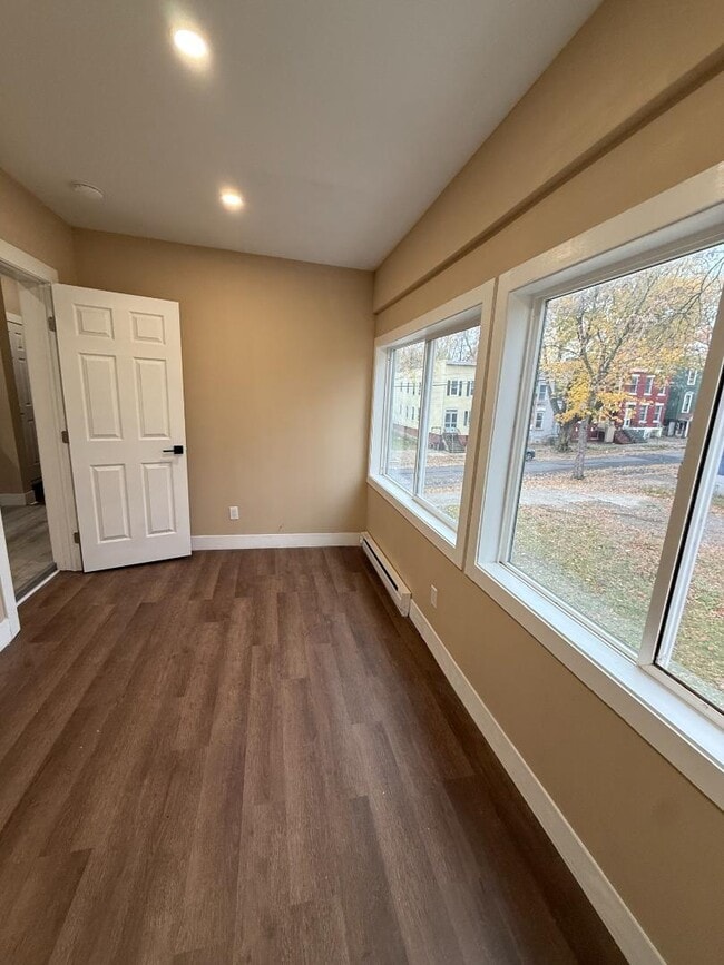 Photo - 249 2nd St Apartamento