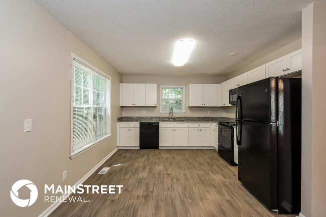 Photo - 10 Summit St