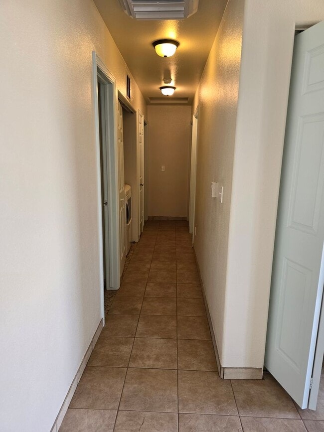 Photo - Nestled 3 bedroom, 2 bathroom on Orchard Mesa