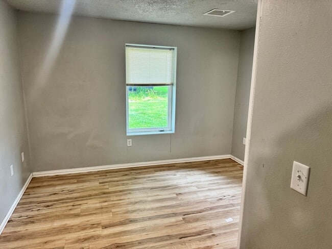 Photo - Madison 7 unit Unit 1527 NW 2nd St #2