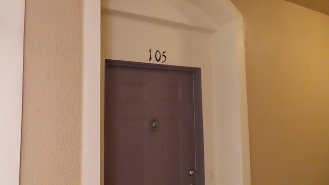 1626 Peregrine Cir Unit 105