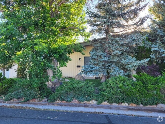 Building Photo - 11261 Green Mountain St Rental