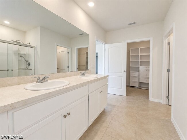 Photo - 2736 Dumont Ln