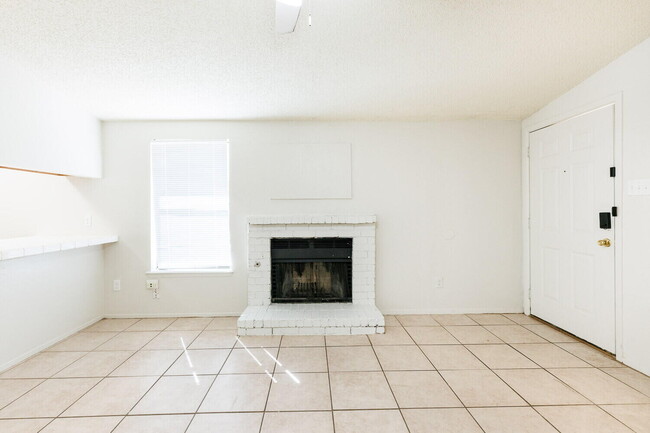 Photo - 140 N Troy Ave