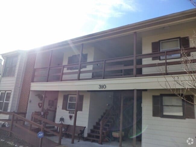 Building Photo - 310-E Patriot Lane, Williamsburg, VA - Ava... Rental