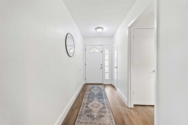 Photo - 22419 Deville Dr