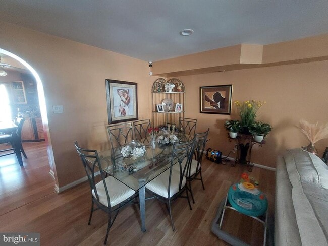 Photo - 1110 Sheffield Ct