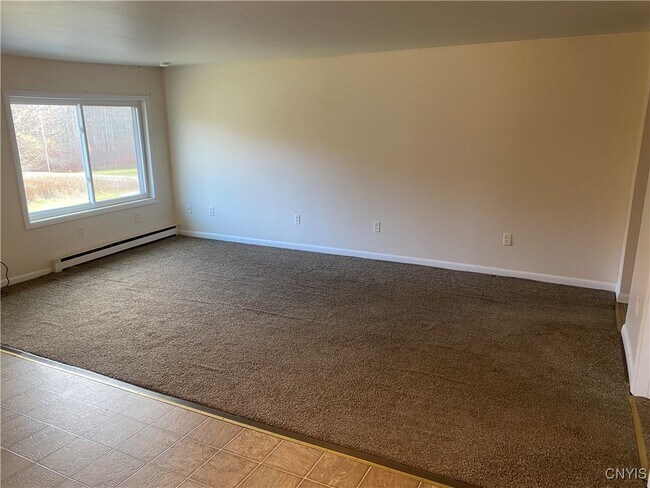 Photo - 660 County Rte 1 Apartamento