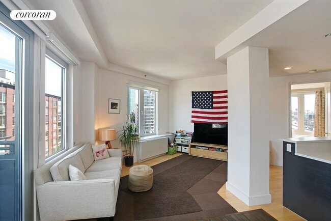 Photo - 10-50-50 Jackson Ave Condo