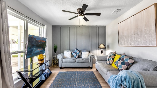 Photo - 1322 Meadow Knoll Dr