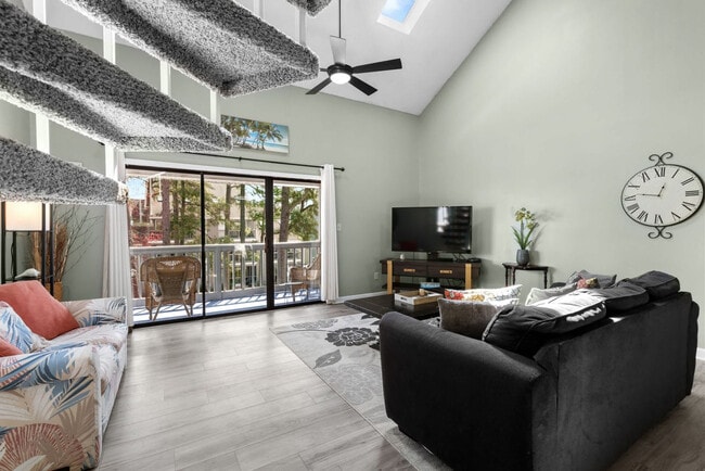 Photo - 1890E Auburn Ln Unidad ID1459979P