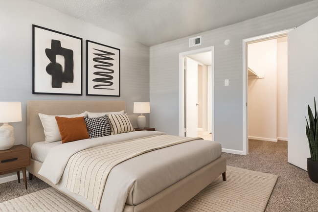 Palmilla Apartments