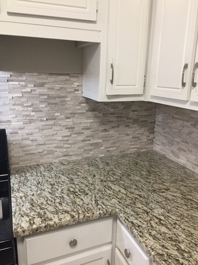 Photo - Don’t Miss Out! Look, Lease, and Live Specials EXTENDED to January 31st!