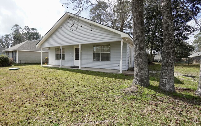 Building Photo - 1425 Live Oak St Rental