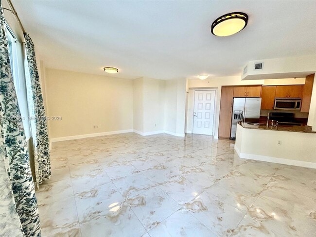Building Photo - 1830 Radius Dr Unit 1002