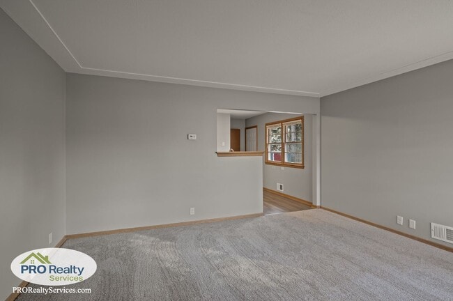 Photo - 4357-4359 7th St NE