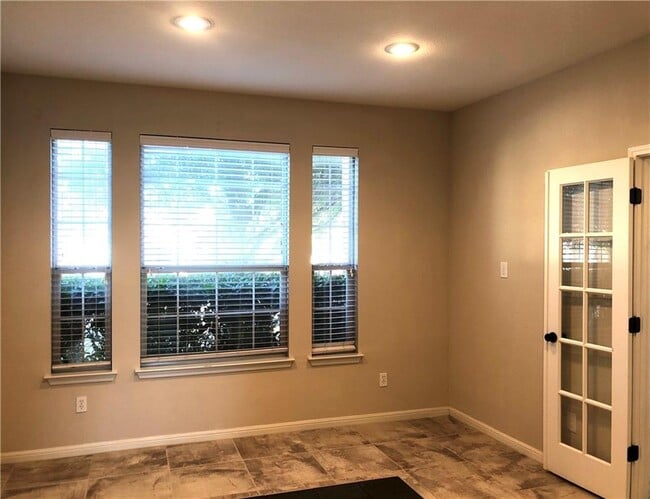 Photo - 20625 Farm Pond Ln