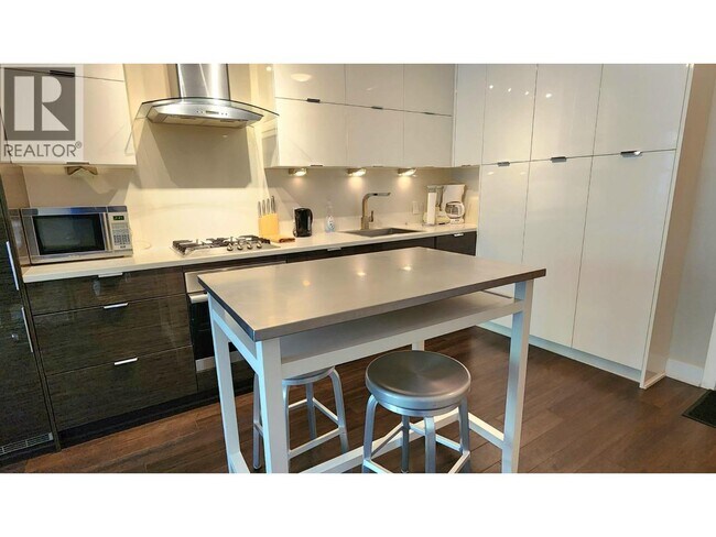 Photo - 1777 W 7th Ave Unité 105