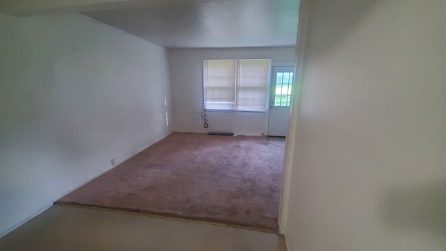 Photo - 13 Riley Manor Cir