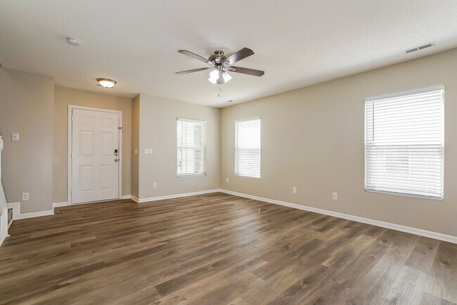 Photo - 3752 Tryon Ridge Dr