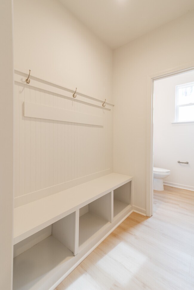 Photo - 2719 Capitol Dr